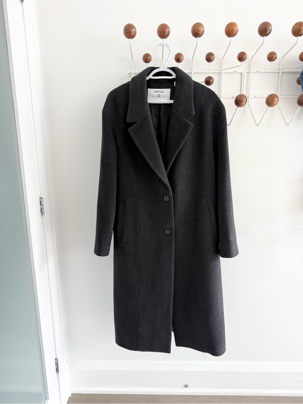Aritzia — The Only Coat in Soft Wool Cashmere